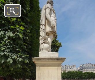 RHS of Julius Caesar statue in Tuileries Gardens