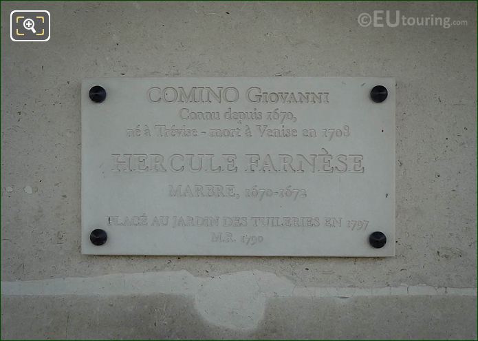 Tourist information plaque on Hercule Farnese statue