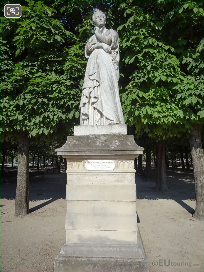 Marguerite d'Angouleme statue at Jardin du Luxembourg