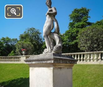 Venus au Dauphin statue and its stone base