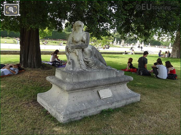 Mort de Lais statue and pedestal Tuileries Garden