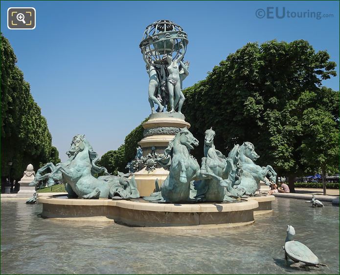 Water fountain with horse statues within Paris