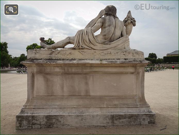 Back view of Le Tibre statue in Jardin des Tuileries