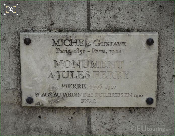 Monument a Jules Ferry plaque
