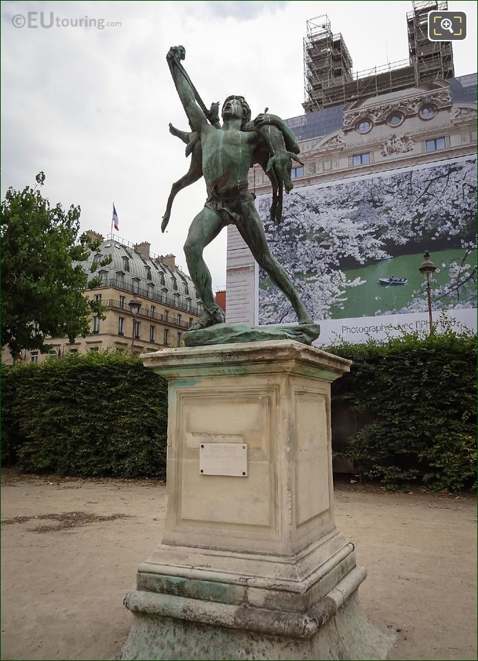 Front of the Retour de Chasse statue in Jardin des Tuileries