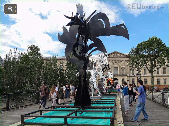 Paris Enchanted Footbridge exhibition 2016 Arbre IV black