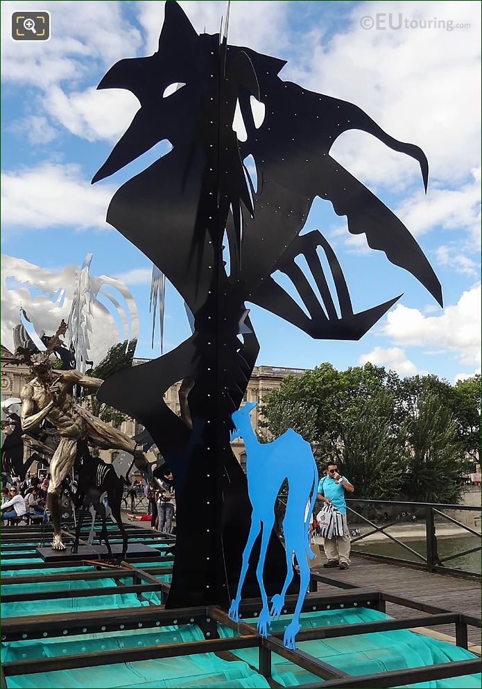 Black Tree 6 sculpture, Pont des Arts, Paris