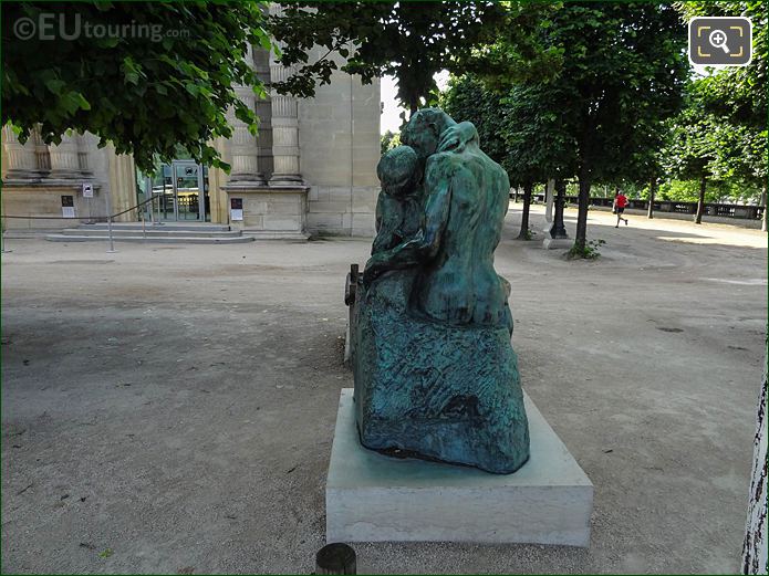 Back of The Kiss statue in Jardin des Tuileries