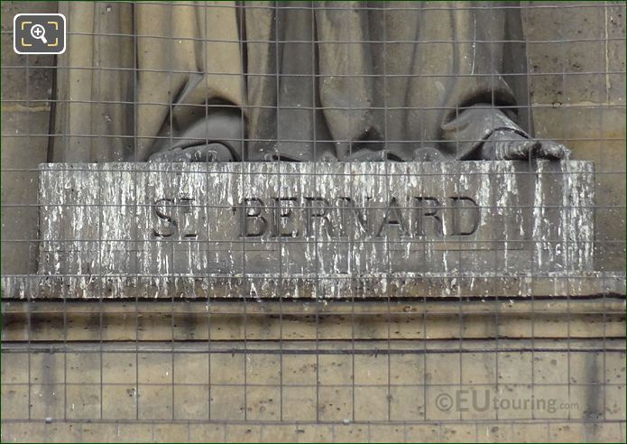 Saint Bernard inscription on statue pedestal