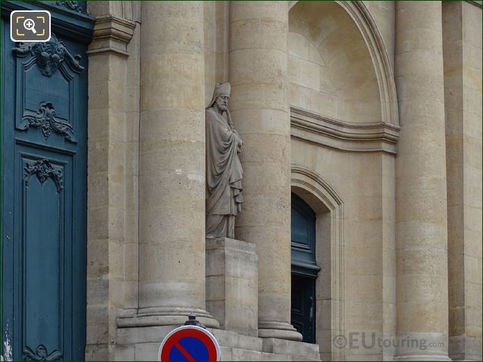 Saint Honore statue right side of Eglise Saint-Roch doors
