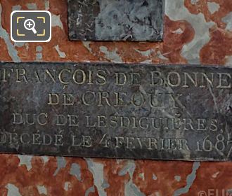 Stone plaque under Francois de Crequy bust in Eglise Saint-Roch