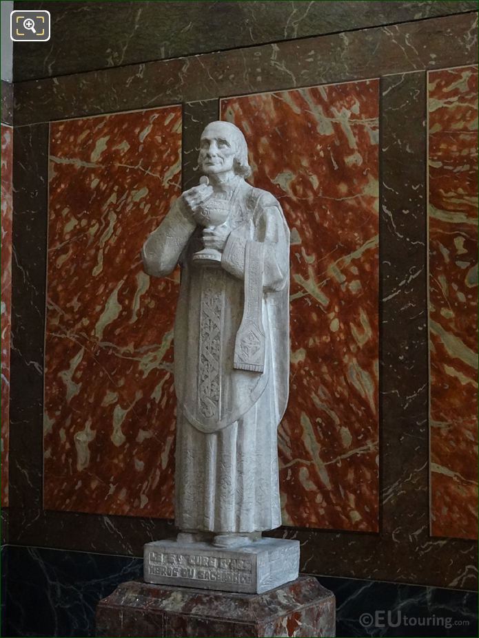 Saint Jean Vianney Cure d'Ars statue, Eglise Saint-Roch, Paris