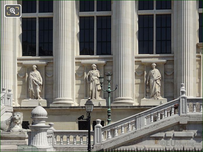 Palais de Justice facade with La Force statue