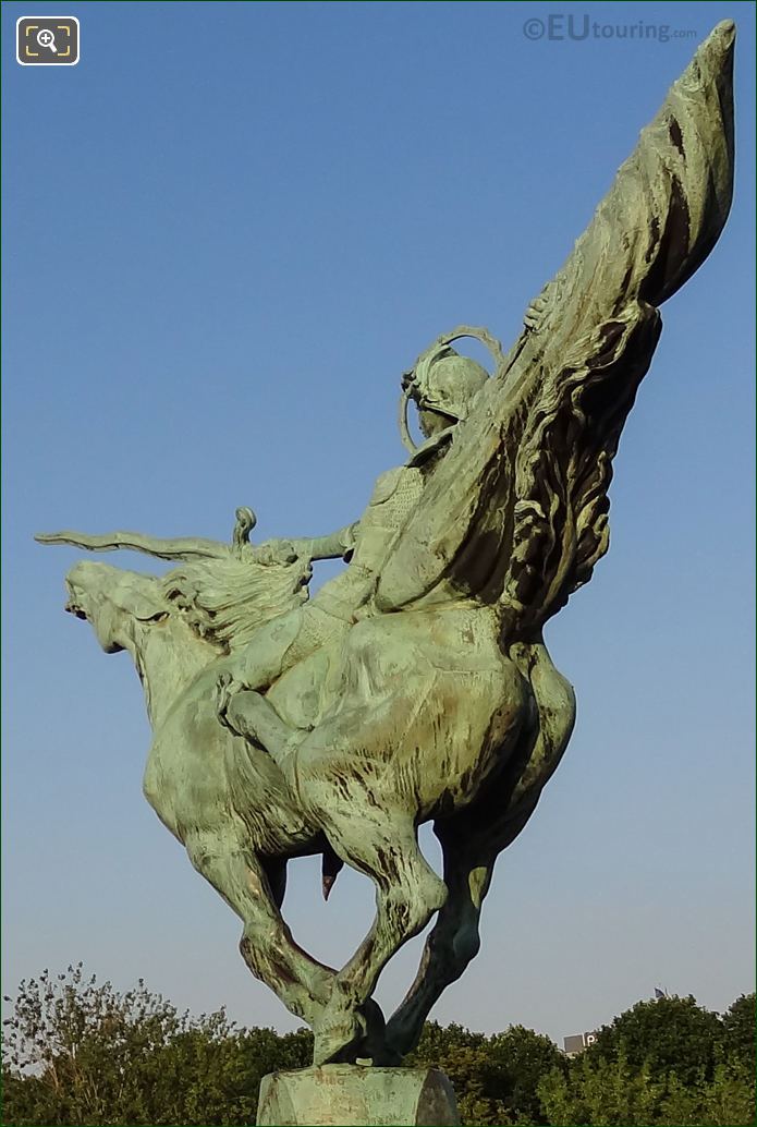 Monument de la France Renaissante by sculptor Holger Wederkinch