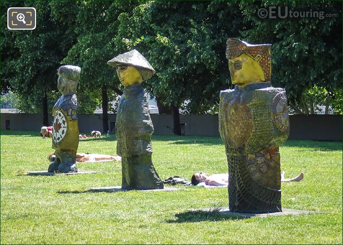 Children of the World statues in Parc de Bercy
