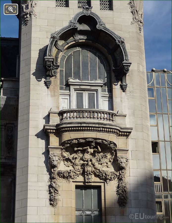 Gare de Lyon and La Sirene sculpture