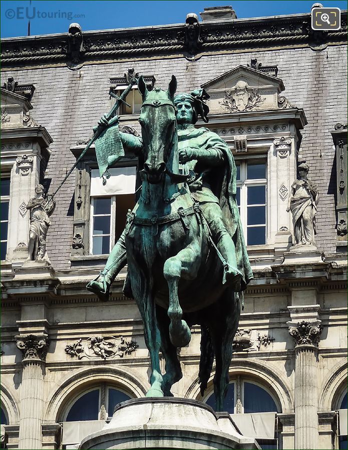 Equestrian statue of Etienne Marcel