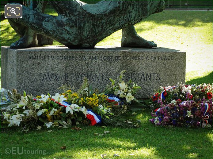 Name inscription on Etudiants morts dans la Resistance monument