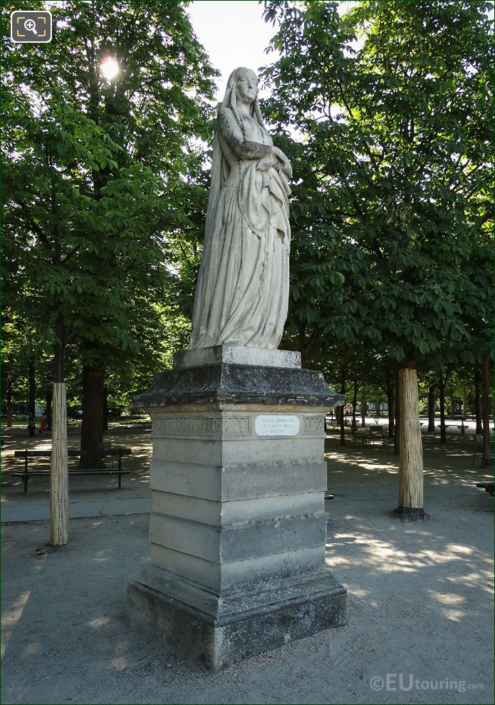 Jardin du Luxembourg statue of Sainte Genevieve