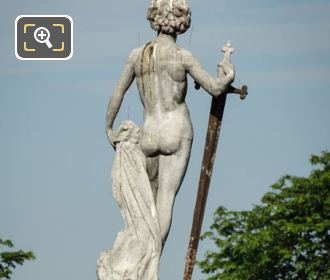 Luxembourg Gardens statue of David vainqueur de Goliath