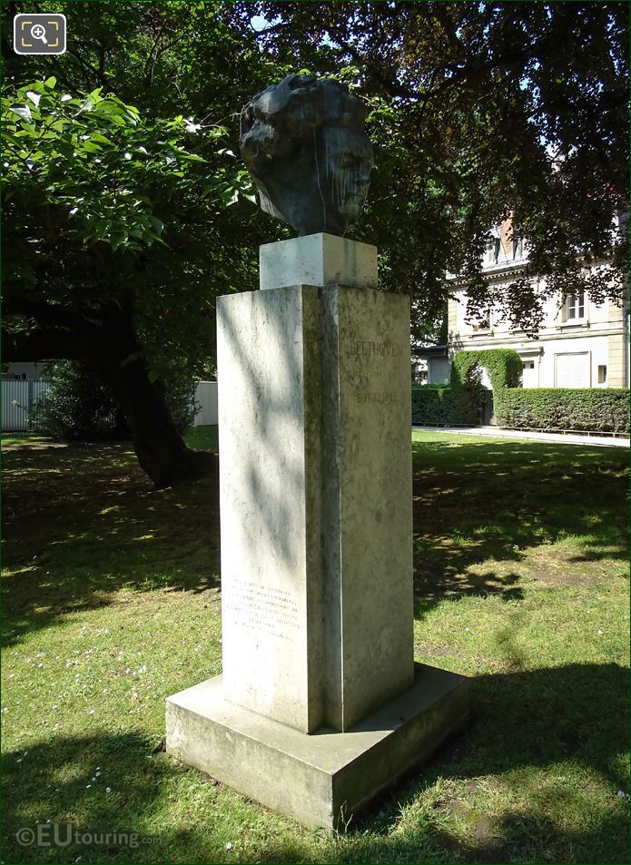 Bust of Ludvig Van Beethoven on pedestal
