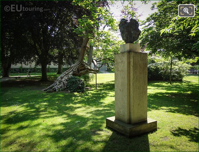 Ludvig Van Beethoven statue at Jardin du Luxembourg