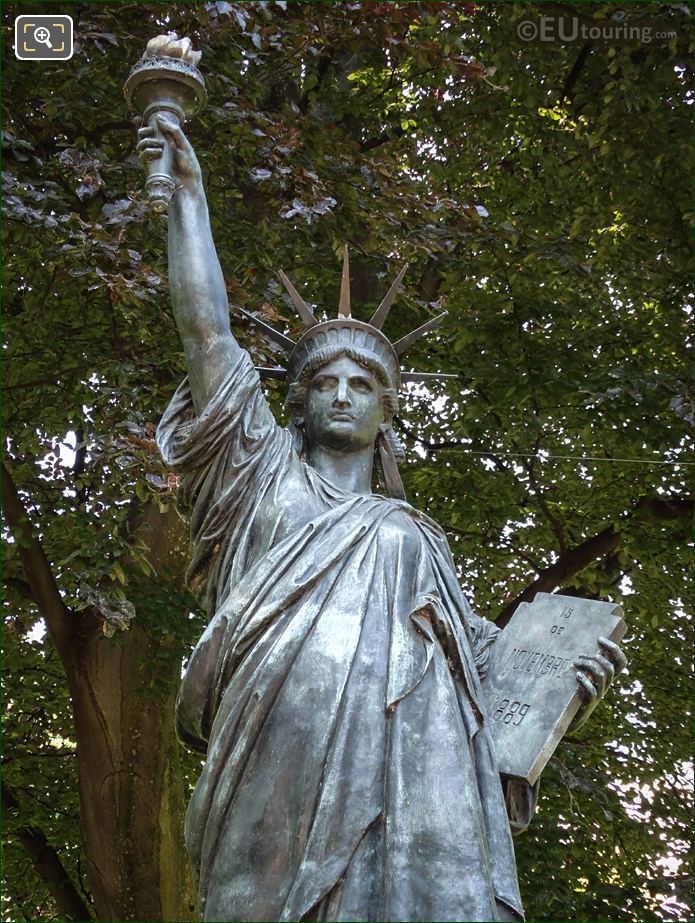 Liberty flame and tablet on Statue of Liberty