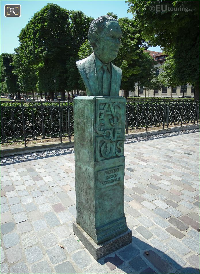 Gaston Monnerville monument by Jean-Jacques Avangini foundry