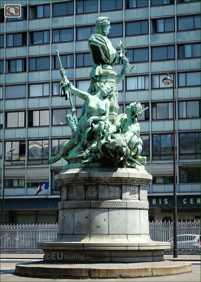 1898 Francois Garnier monument by Denys Puech