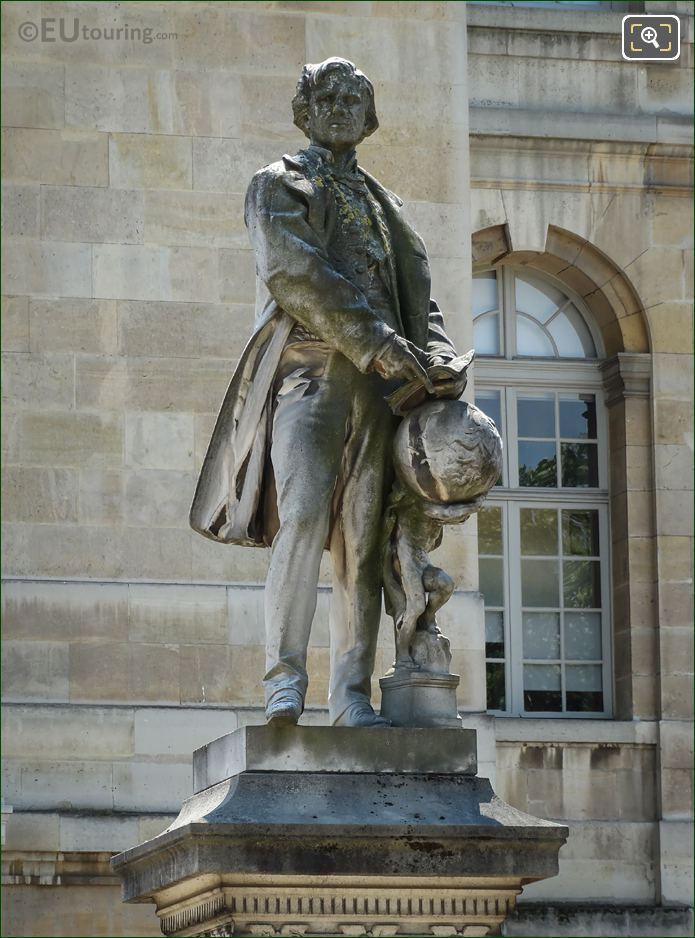 Urbain Le Verrier statue by Henri Chapu