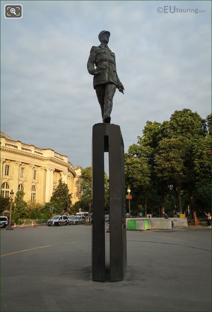 Charles de Gaulle statue on pedestal