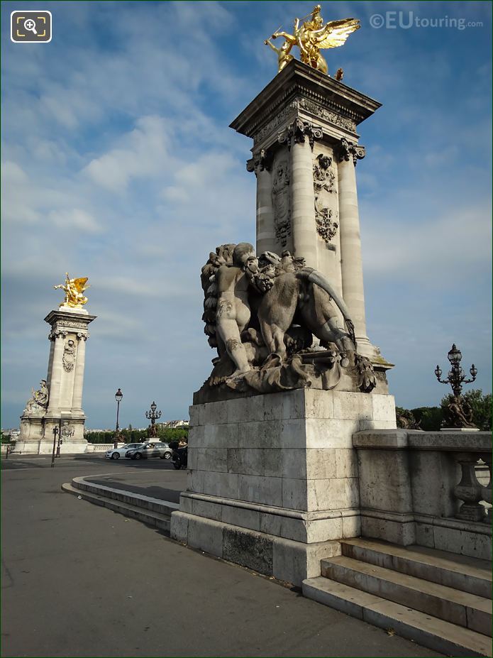 Pont Alexandre III south end lion statues
