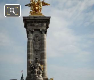 France de Louis XIV Pont Alexandre III NW column