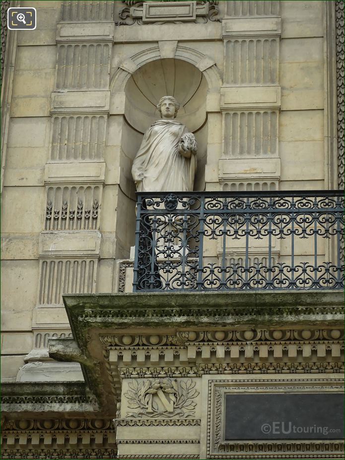 Muse of Tragedy statue Melpomene on Aile de Flore