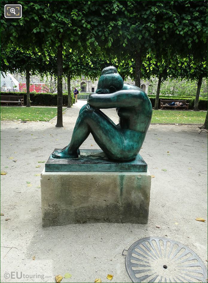 LHS of La Nuit statue by A Maillol