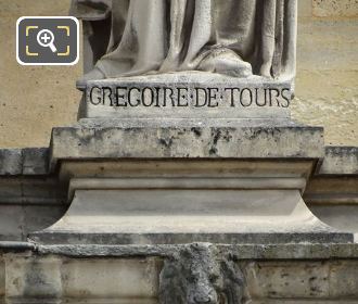 Inscription on the Gregoire de Tours statue