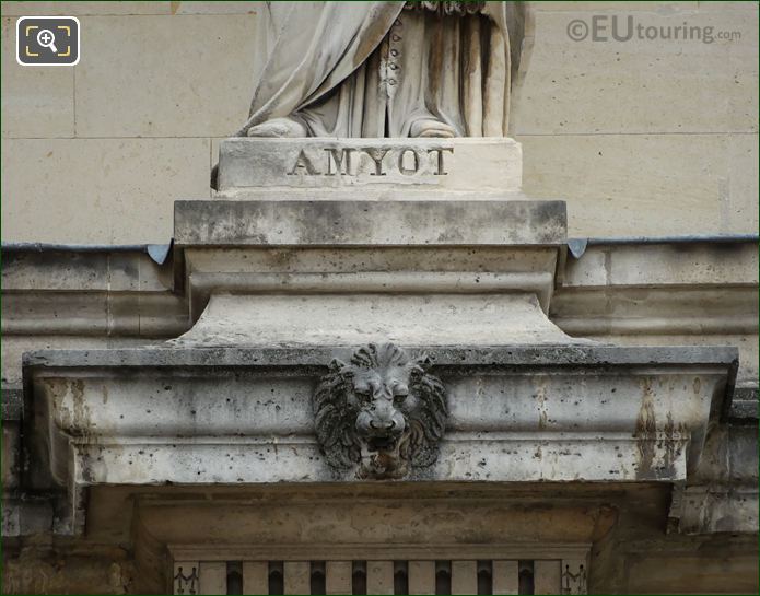 Name inscription on Jacques Amyot statue
