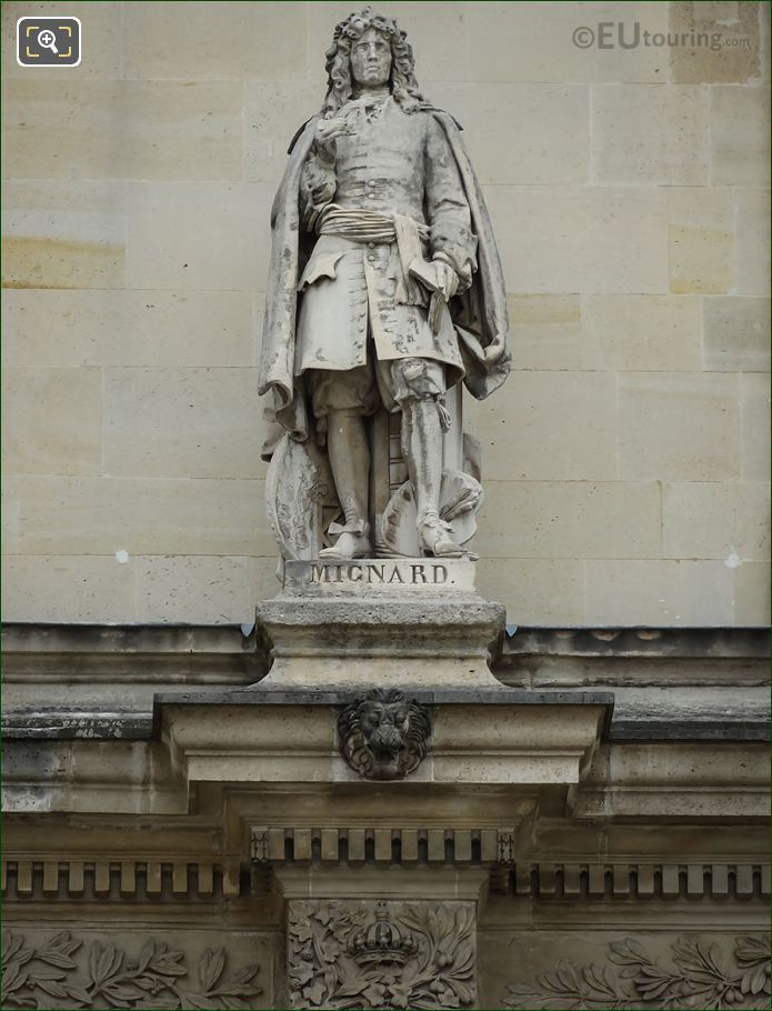 Pierre Mignard statue on Aile Henri IV