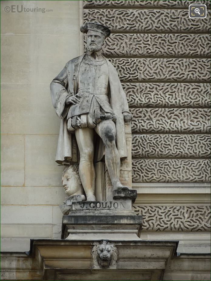Jean Goujon statue on Pavillon Sully