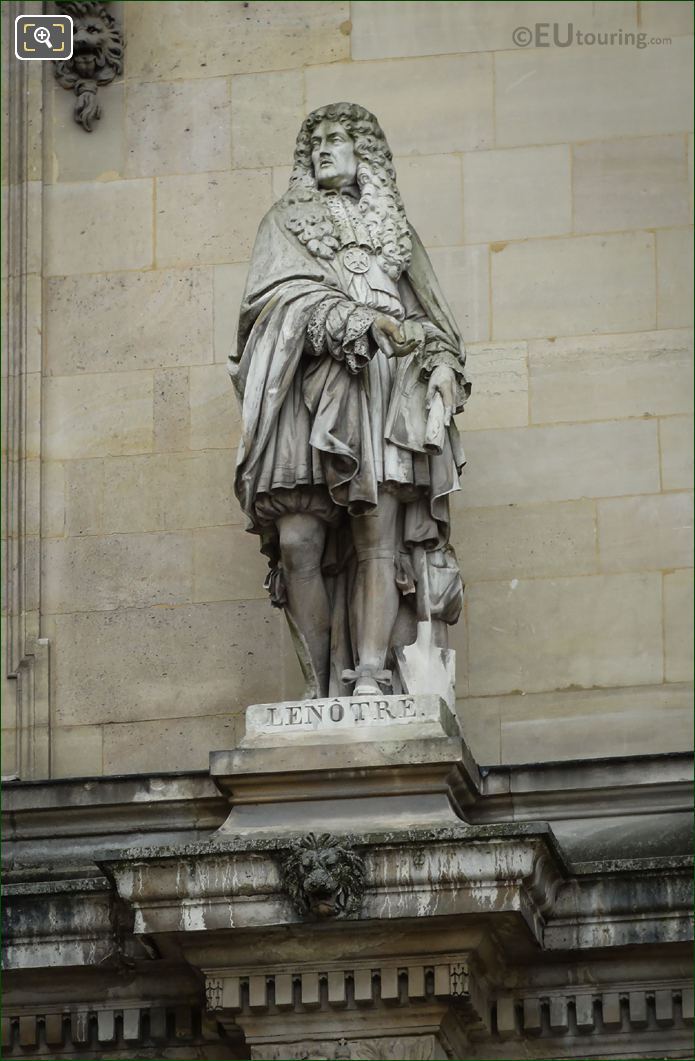 J Barre statue Le Notre on Rotonde d'Apollon
