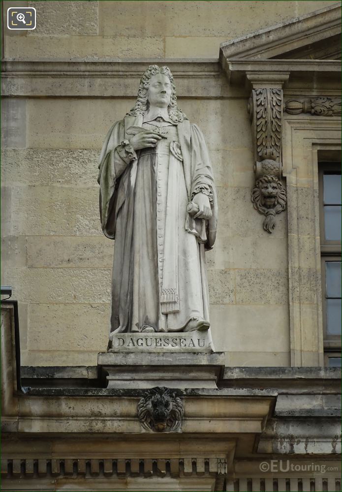 Henri Francois d'Aguesseau statue by Louis Caillouette