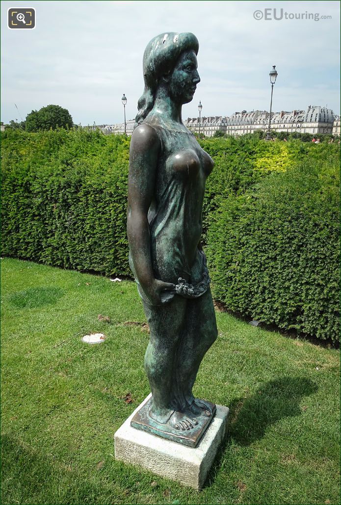 Jardin du Carrousel statue Flore