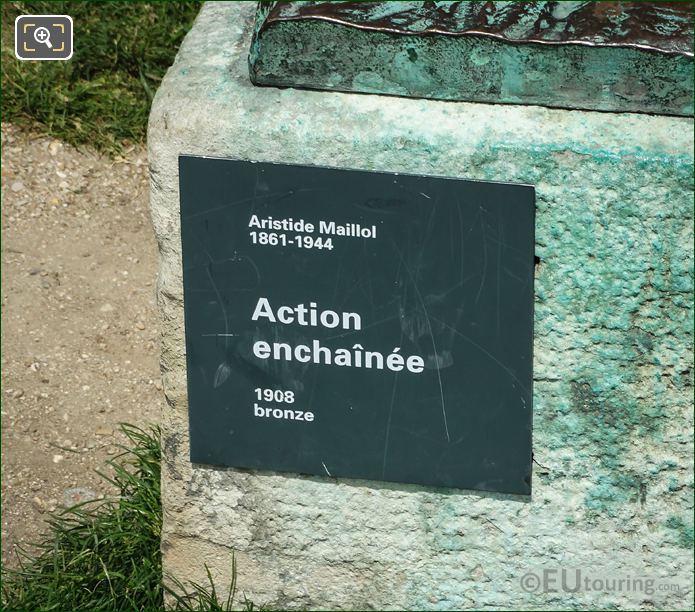 L'Action Enchainee statue plaque