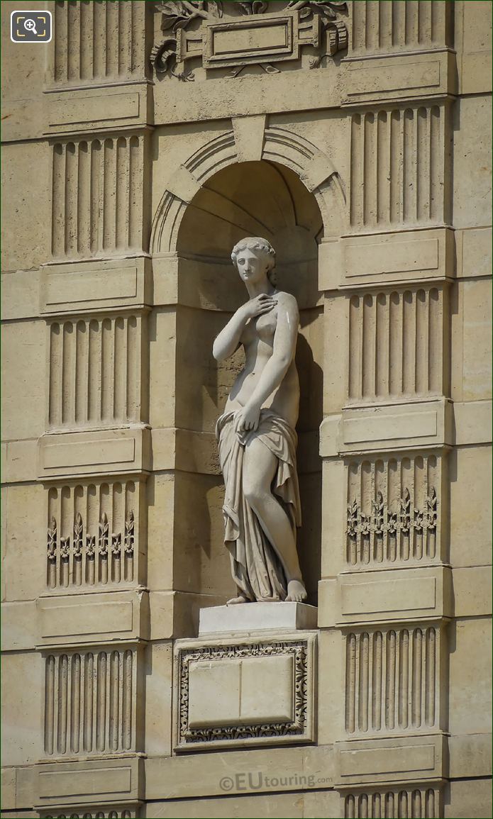Goddess of Love statue on Aile de Marsan