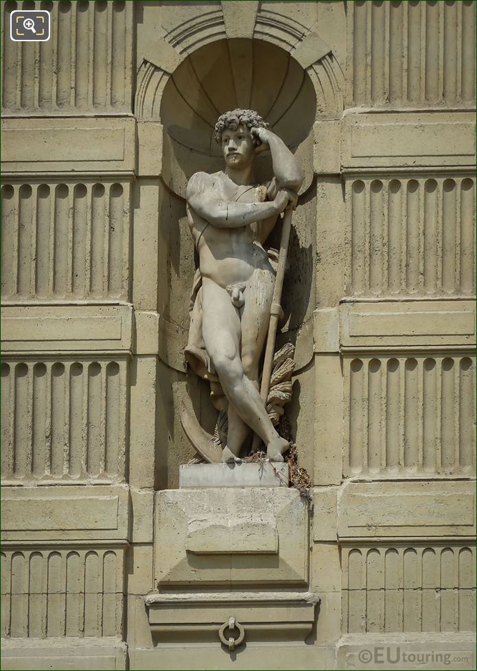 The Harvester statue on Aile de Marsan