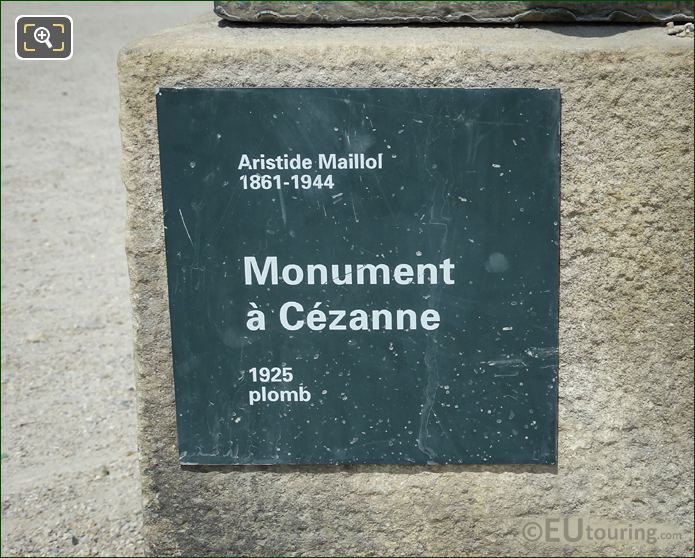 Monument a Cezanne base and plaque