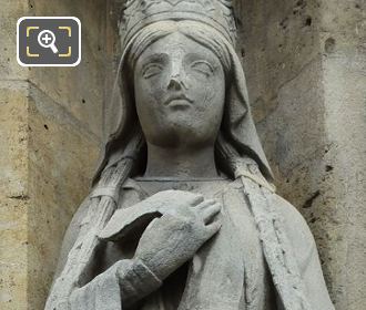 Queen of France statue Sainte Clotilde by Louis Desprez