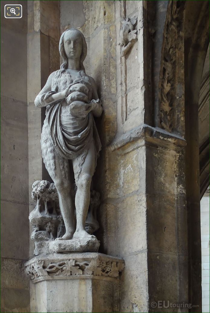 Sainte Marie d'Egypte statue Eglise Saint-Germain l'Auxerrois