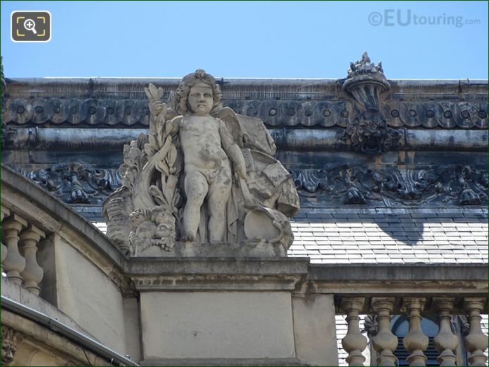 North facade Rotonde d'Apollon and La Paix statue
