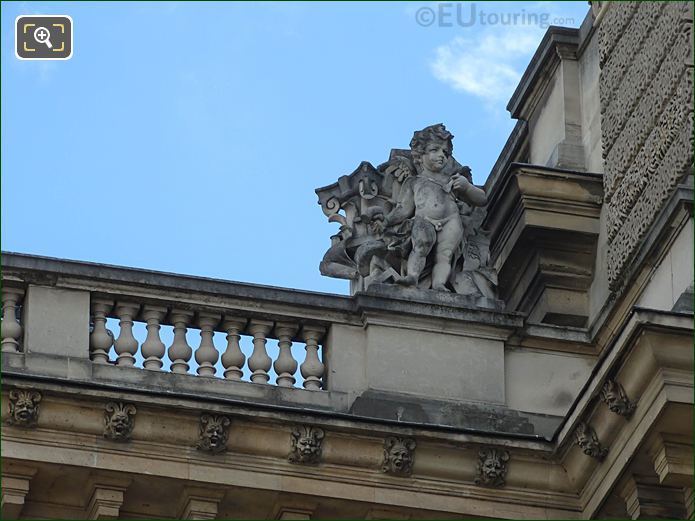 West facade of Aile Henri II and La Pierre statue
